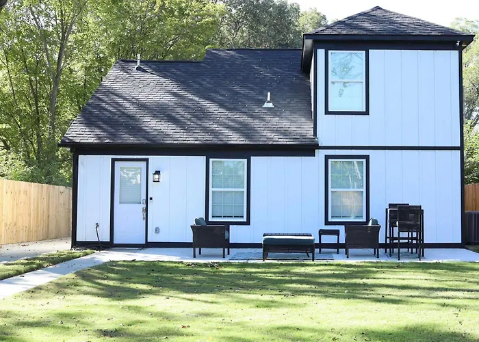 Ev, Family Friendly, Close To Downtown