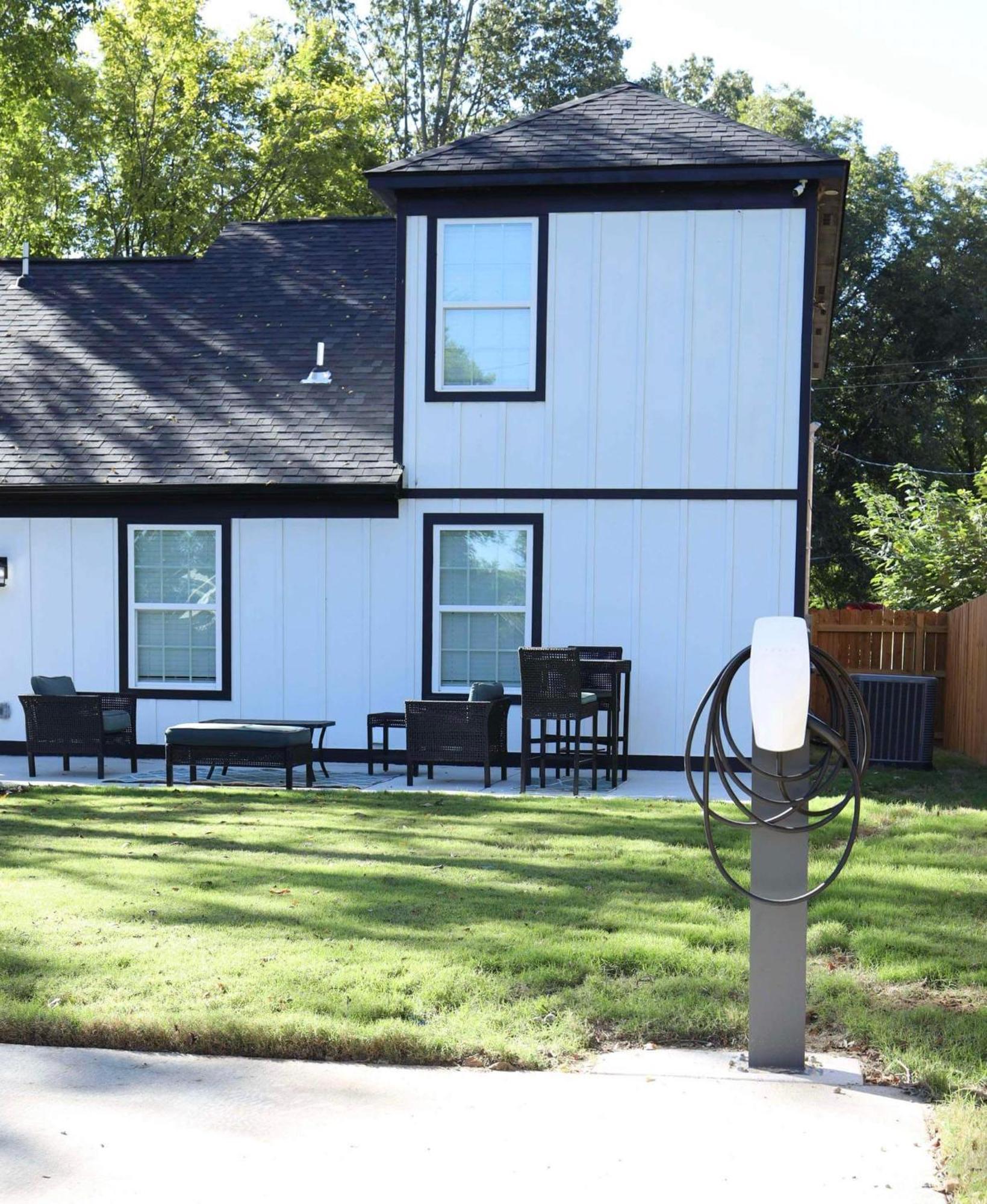 Ev, Family Friendly, Close To Downtown